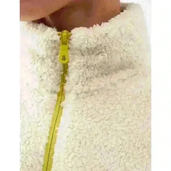 Girlfriend Collective Cream Yellow Recycled Fleece Half Zip Sweatshirt Pockets - Picture 14 of 16